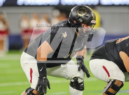 Thumbnail 3 in Warren vs Downey photogallery.
