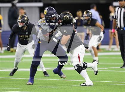 Thumbnail 3 in Warren vs Downey photogallery.