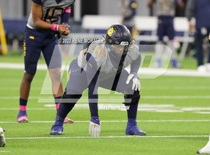 Thumbnail 2 in Warren vs Downey photogallery.