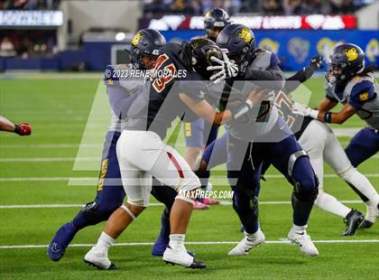Thumbnail 1 in Warren vs Downey photogallery.