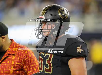 Thumbnail 3 in Warren vs Downey photogallery.