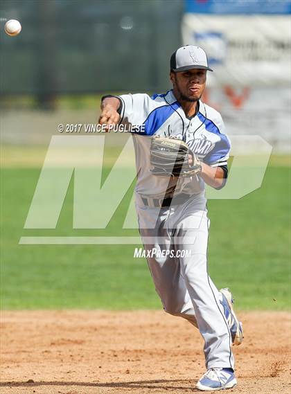 Thumbnail 3 in El Camino Real vs. Rancho Cotate photogallery.