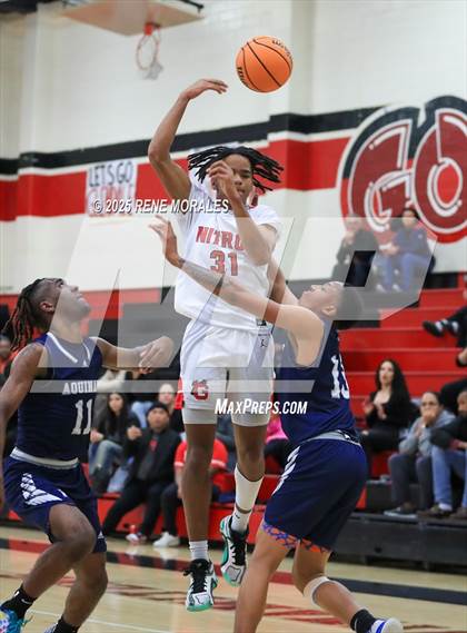 Thumbnail 1 in Aquinas vs Glendale (CIF SS D-3 Rnd 2 Playoff) photogallery.