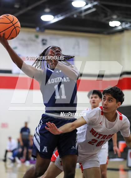 Thumbnail 2 in Aquinas vs Glendale (CIF SS D-3 Rnd 2 Playoff) photogallery.