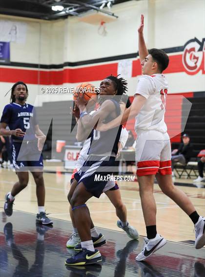 Thumbnail 2 in Aquinas vs Glendale (CIF SS D-3 Rnd 2 Playoff) photogallery.