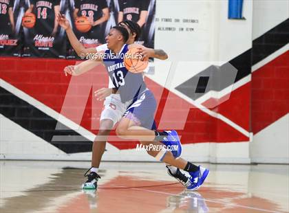 Thumbnail 2 in Aquinas vs Glendale (CIF SS D-3 Rnd 2 Playoff) photogallery.