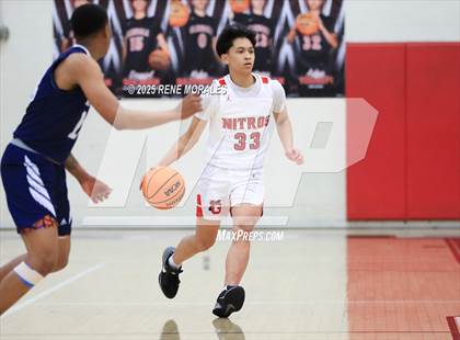 Thumbnail 3 in Aquinas vs Glendale (CIF SS D-3 Rnd 2 Playoff) photogallery.