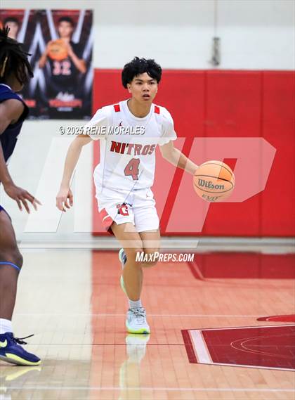 Thumbnail 1 in Aquinas vs Glendale (CIF SS D-3 Rnd 2 Playoff) photogallery.