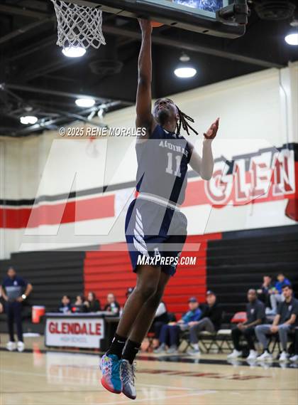 Thumbnail 1 in Aquinas vs Glendale (CIF SS D-3 Rnd 2 Playoff) photogallery.