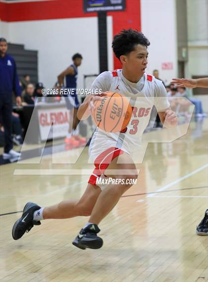 Thumbnail 3 in Aquinas vs Glendale (CIF SS D-3 Rnd 2 Playoff) photogallery.