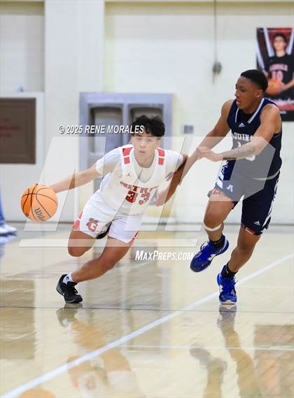 Thumbnail 3 in Aquinas vs Glendale (CIF SS D-3 Rnd 2 Playoff) photogallery.