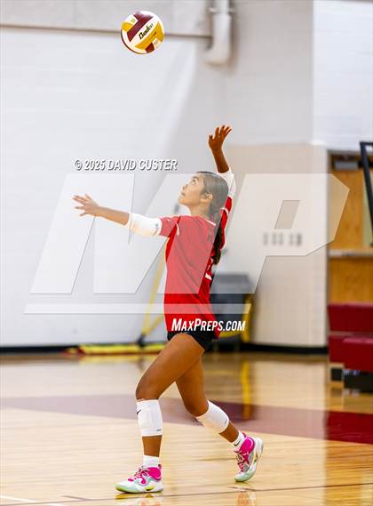 Thumbnail 1 in FR: McLean @ Oakton photogallery.