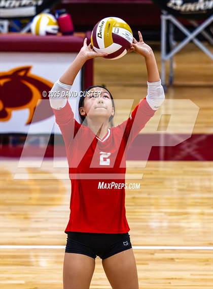 Thumbnail 2 in FR: McLean @ Oakton photogallery.