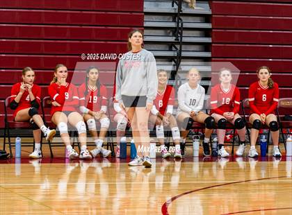 Thumbnail 2 in FR: McLean @ Oakton photogallery.