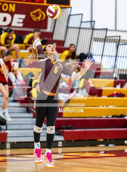 Thumbnail 3 in FR: McLean @ Oakton photogallery.