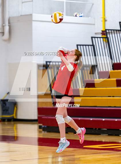 Thumbnail 3 in FR: McLean @ Oakton photogallery.