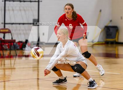 Thumbnail 3 in FR: McLean @ Oakton photogallery.