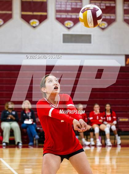 Thumbnail 2 in FR: McLean @ Oakton photogallery.