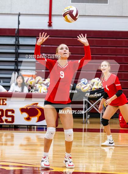 Thumbnail 1 in FR: McLean @ Oakton photogallery.