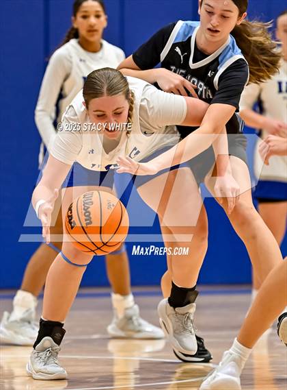 Thumbnail 2 in North Tampa Christian Academy vs. IMG Academy Regional (IMG Ascender Classic) photogallery.