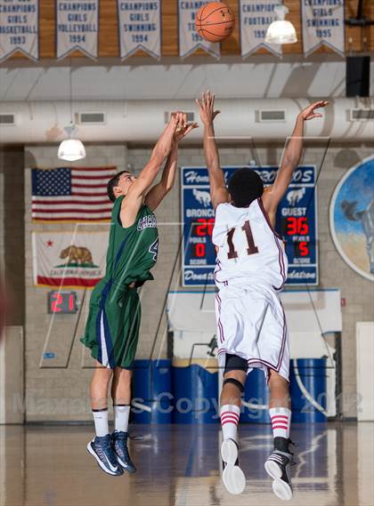 Thumbnail 1 in Chaparral vs Bishop's (Torrey Pines Holiday Classic) photogallery.