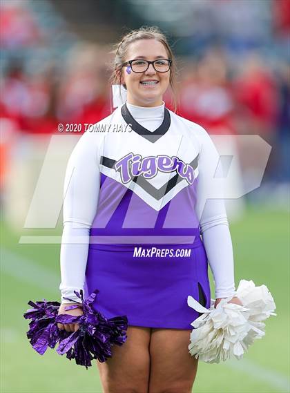 Thumbnail 1 in Mount Vernon vs. Jim Ned (UIL Class 3A Division 1 Semifinal) photogallery.