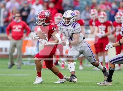 Thumbnail 3 in Mount Vernon vs. Jim Ned (UIL Class 3A Division 1 Semifinal) photogallery.