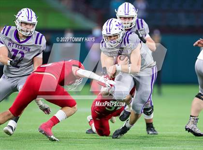 Thumbnail 1 in Mount Vernon vs. Jim Ned (UIL Class 3A Division 1 Semifinal) photogallery.