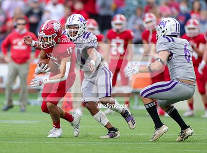 Thumbnail 2 in Mount Vernon vs. Jim Ned (UIL Class 3A Division 1 Semifinal) photogallery.