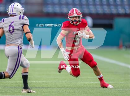 Thumbnail 3 in Mount Vernon vs. Jim Ned (UIL Class 3A Division 1 Semifinal) photogallery.