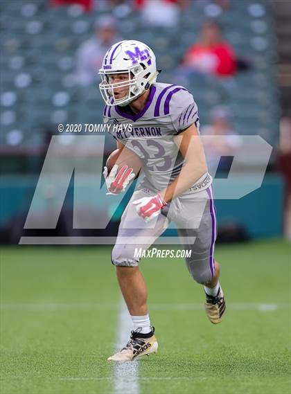 Thumbnail 2 in Mount Vernon vs. Jim Ned (UIL Class 3A Division 1 Semifinal) photogallery.