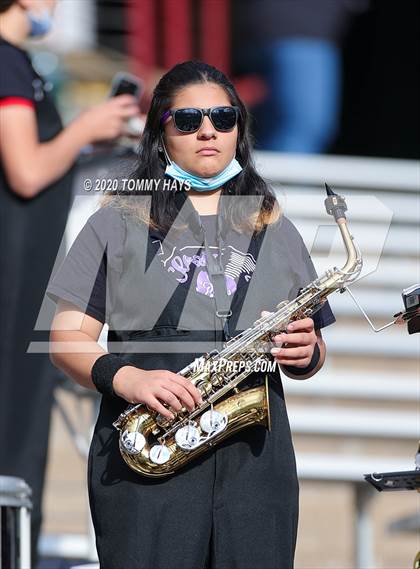 Thumbnail 2 in Mount Vernon vs. Jim Ned (UIL Class 3A Division 1 Semifinal) photogallery.