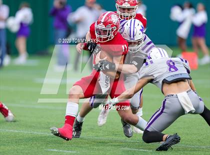 Thumbnail 3 in Mount Vernon vs. Jim Ned (UIL Class 3A Division 1 Semifinal) photogallery.