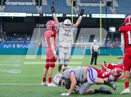 Thumbnail 1 in Mount Vernon vs. Jim Ned (UIL Class 3A Division 1 Semifinal) photogallery.
