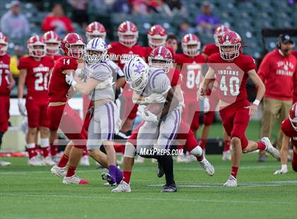 Thumbnail 2 in Mount Vernon vs. Jim Ned (UIL Class 3A Division 1 Semifinal) photogallery.