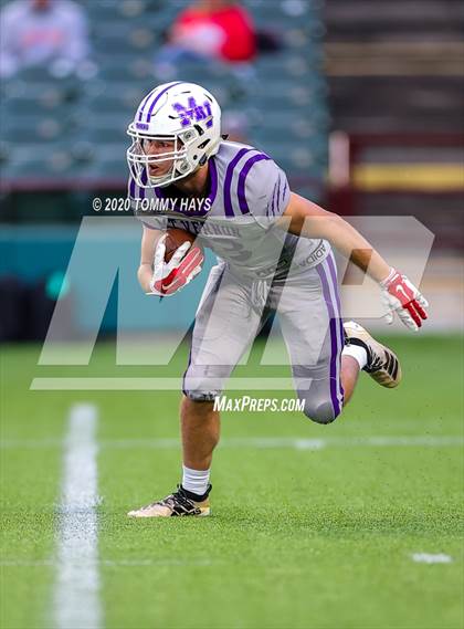 Thumbnail 2 in Mount Vernon vs. Jim Ned (UIL Class 3A Division 1 Semifinal) photogallery.
