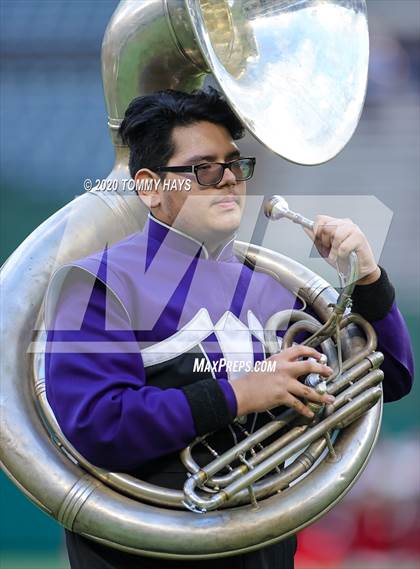 Thumbnail 3 in Mount Vernon vs. Jim Ned (UIL Class 3A Division 1 Semifinal) photogallery.