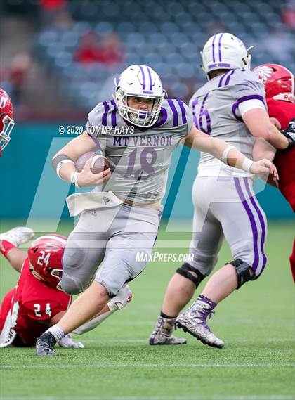 Thumbnail 2 in Mount Vernon vs. Jim Ned (UIL Class 3A Division 1 Semifinal) photogallery.
