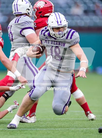 Thumbnail 2 in Mount Vernon vs. Jim Ned (UIL Class 3A Division 1 Semifinal) photogallery.