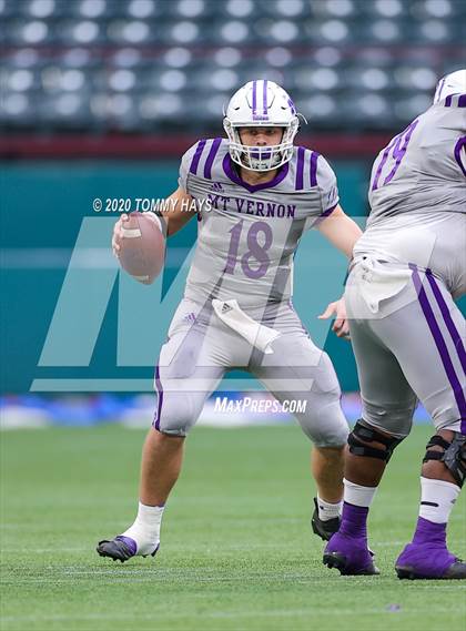 Thumbnail 1 in Mount Vernon vs. Jim Ned (UIL Class 3A Division 1 Semifinal) photogallery.