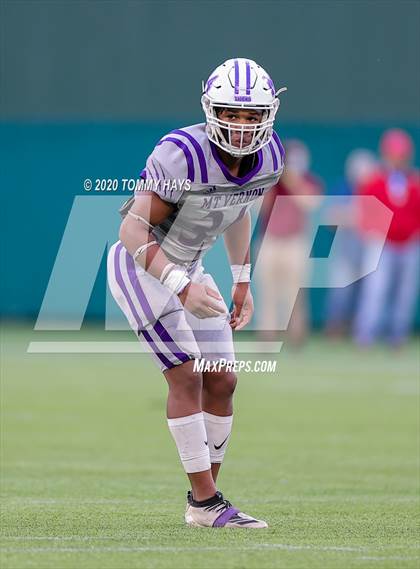 Thumbnail 2 in Mount Vernon vs. Jim Ned (UIL Class 3A Division 1 Semifinal) photogallery.
