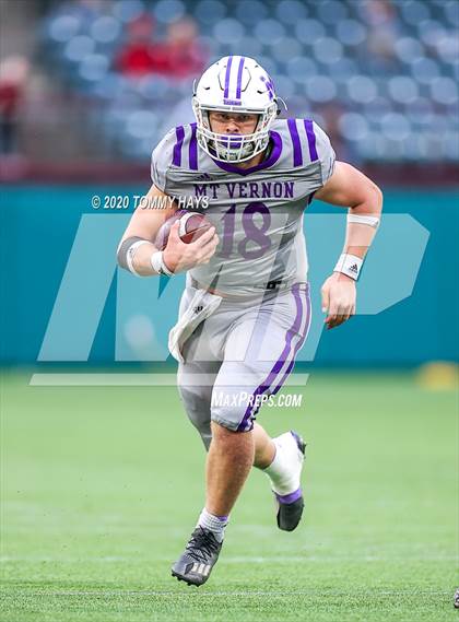 Thumbnail 3 in Mount Vernon vs. Jim Ned (UIL Class 3A Division 1 Semifinal) photogallery.