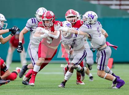 Thumbnail 2 in Mount Vernon vs. Jim Ned (UIL Class 3A Division 1 Semifinal) photogallery.
