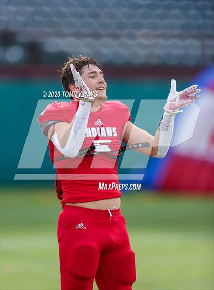 Thumbnail 3 in Mount Vernon vs. Jim Ned (UIL Class 3A Division 1 Semifinal) photogallery.
