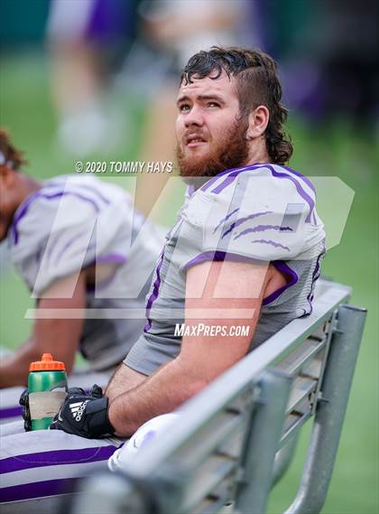 Thumbnail 2 in Mount Vernon vs. Jim Ned (UIL Class 3A Division 1 Semifinal) photogallery.