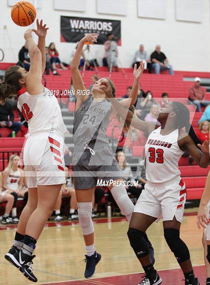 Thumbnail 2 in River Ridge @ Cherokee photogallery.