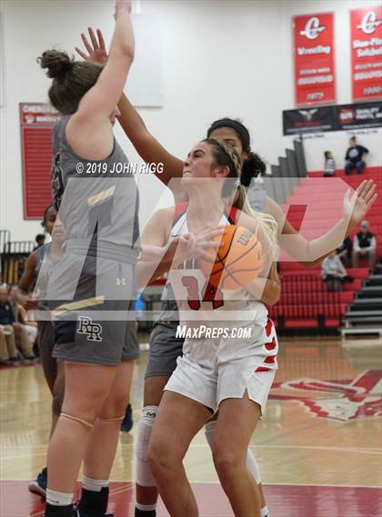 Thumbnail 1 in River Ridge @ Cherokee photogallery.