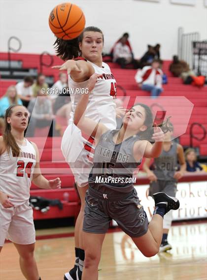 Thumbnail 1 in River Ridge @ Cherokee photogallery.