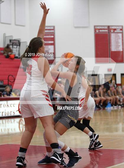 Thumbnail 2 in River Ridge @ Cherokee photogallery.