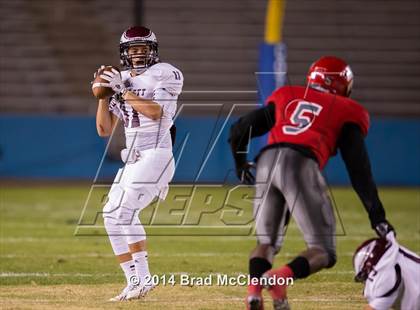 Thumbnail 1 in Rowlett vs Horn (UIL 6A Area Playoff) photogallery.